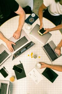 Community Manager has to know to be successful